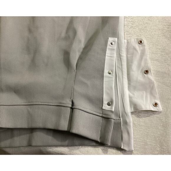 The Vault sleeveless ribbed knit boxy silhouette top pleated front Large gray - Picture 4 of 7